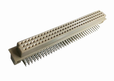 Courant 3A à angle droit de Pin droit DIN 41612 de l'en-tête 3x32 de rangée masculine de la borne trois