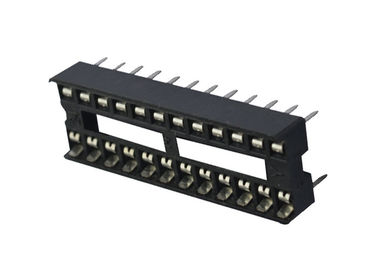 Prise droite 2.54mm de circuit intégré de perforation rectangulaire 24 connecteurs mâles