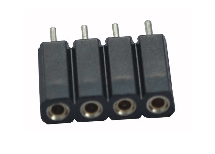 Tension de tenue femelle droite de connecteur d'en-tête de carte PCB de rangée simple 500 V